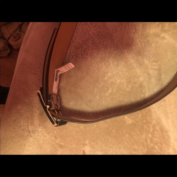 Michael kors belt size L worn once - Picture 2 of 3